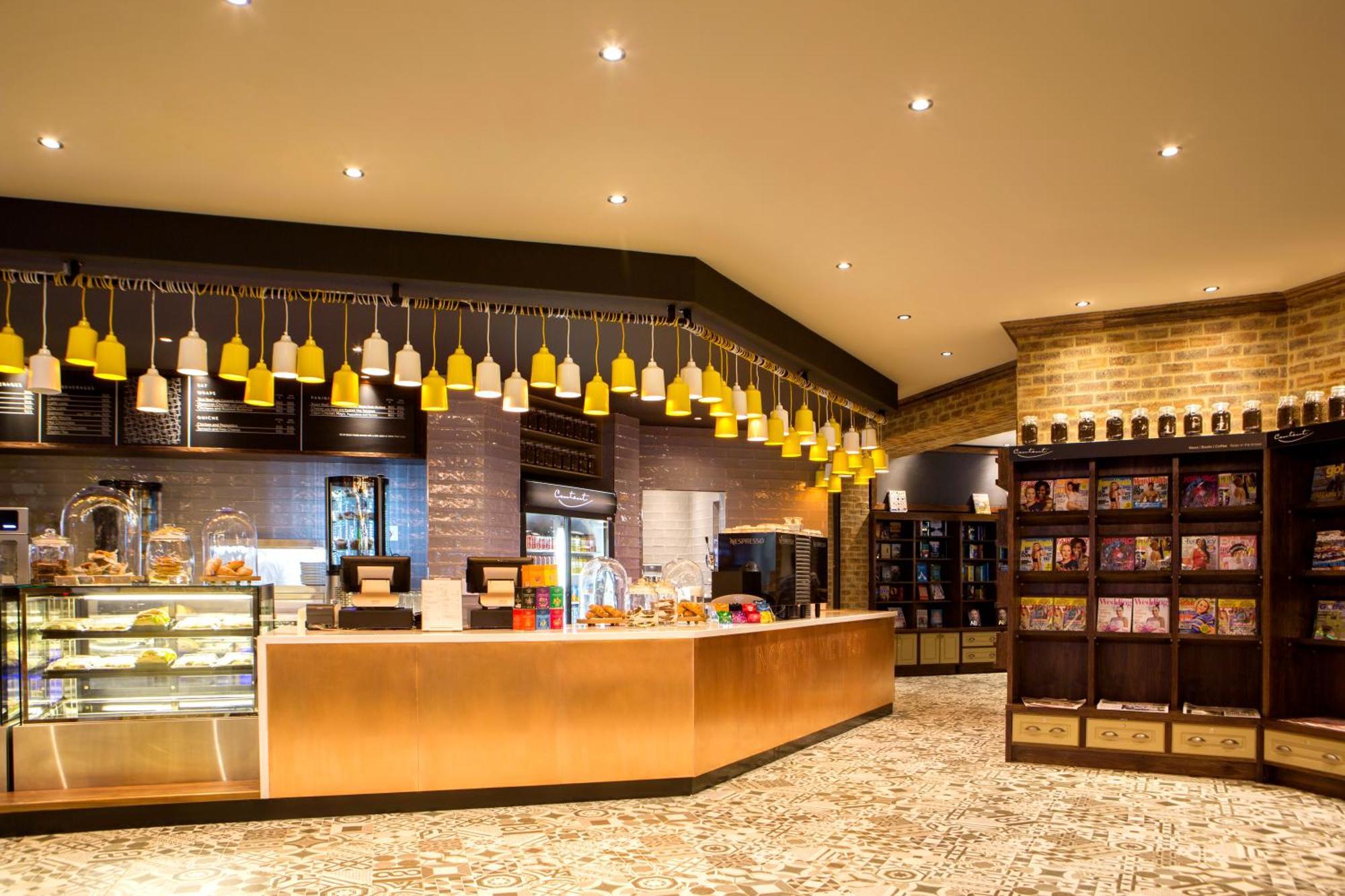The Palace Of The Lost City At Sun City Resort Eksteriør billede The Coffee Bean & Tea Leaf in the lobby of the Ritz-Carlton, Singapore