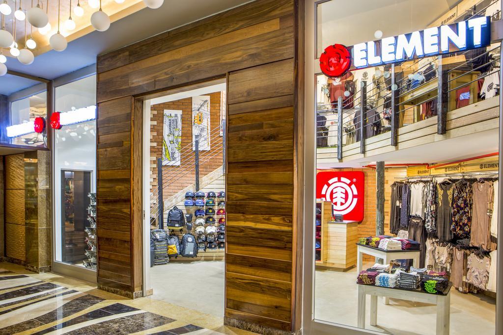 The Palace Of The Lost City At Sun City Resort Eksteriør billede Element store in Madrid, Spain